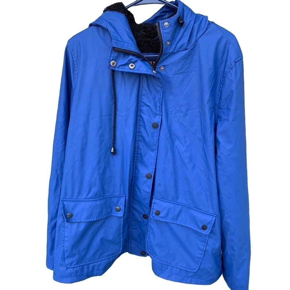 Urban Republic Women’s Winter Coat with Hood Sherpa Lined Size Large
